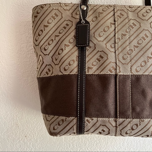 COACH Lozenge Tote Shoulder Bag Medium with Zipper Closure - Picture 2 of 16